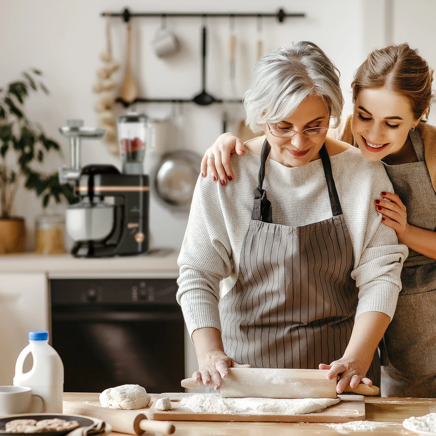 Lucia Elegance Küchenmaschine Mixer Fleischwolf 2000W BPA-frei 4 Lucia Elegance Küchenmaschine Mixer Fleischwolf 2000W BPA-frei – Bild 2