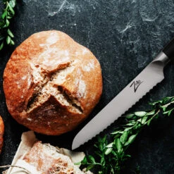 Comfort Pro Serie 6" Allzweckmesser Wellenschliff 56 HRC Edelstahl 10 Comfort Pro Serie 6" Allzweckmesser Wellenschliff 56 HRC Edelstahl -Klarstein Verkaufsgeschäft 10039034 yy 0004 logo